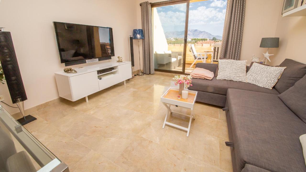 Duquesa Village 16,62,32 Manilva Buitenkant foto