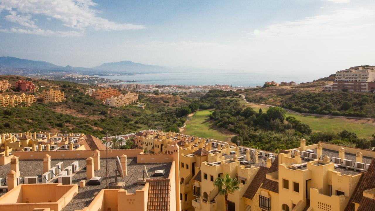 Duquesa Village 16,62,32 Manilva Buitenkant foto
